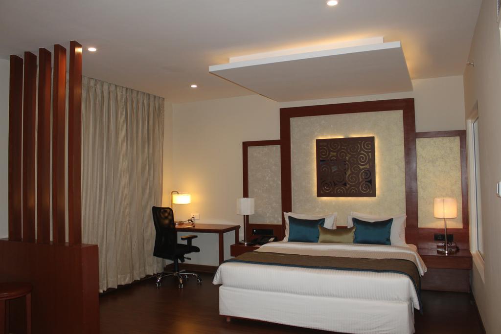 ซิเอสต้า ไฮเทค โฮเต็ล Hotel ไฮเดอราบัด ภายนอก รูปภาพ